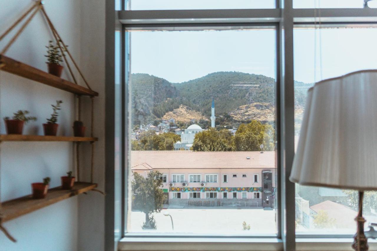 Blue Bells Hostel Fethiye Buitenkant foto